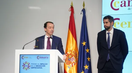 Uría